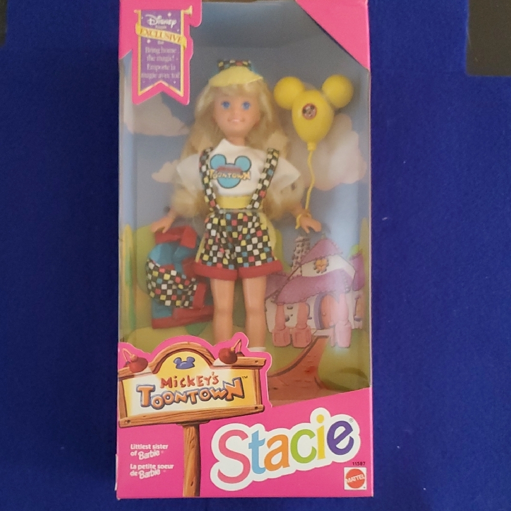Disney Stacie Doll with Colorful Outfit